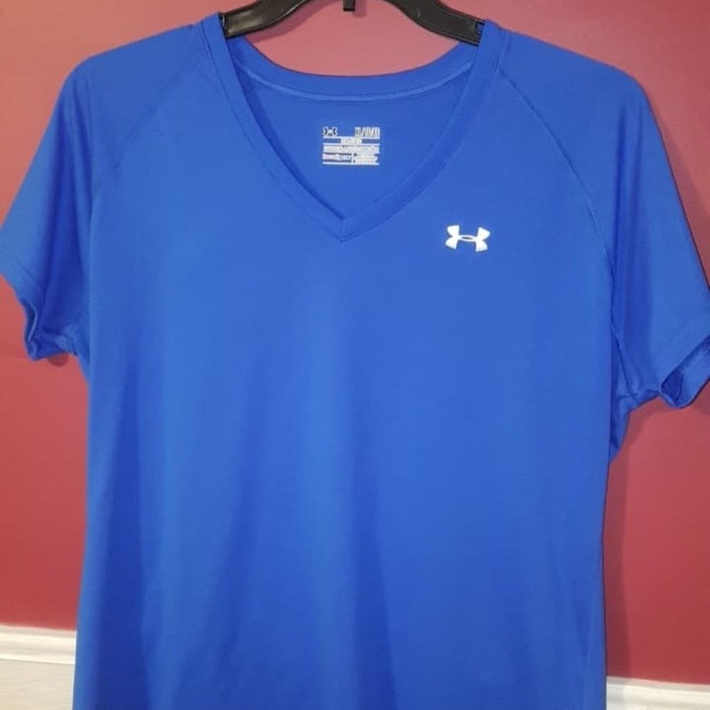 Women's V-Neck Athletic Tee